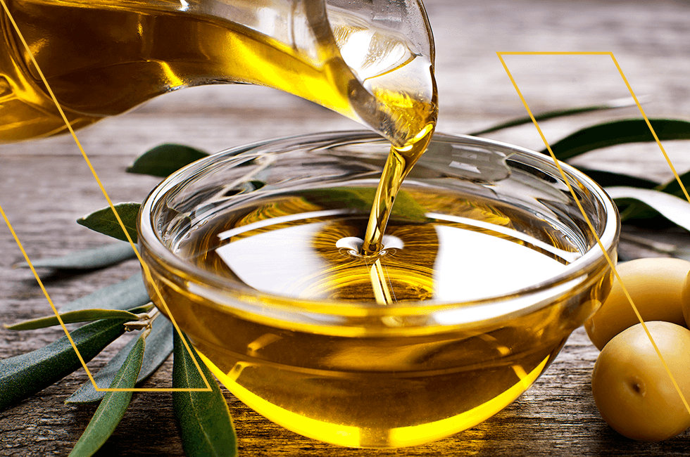 tigela com azeite de oliva